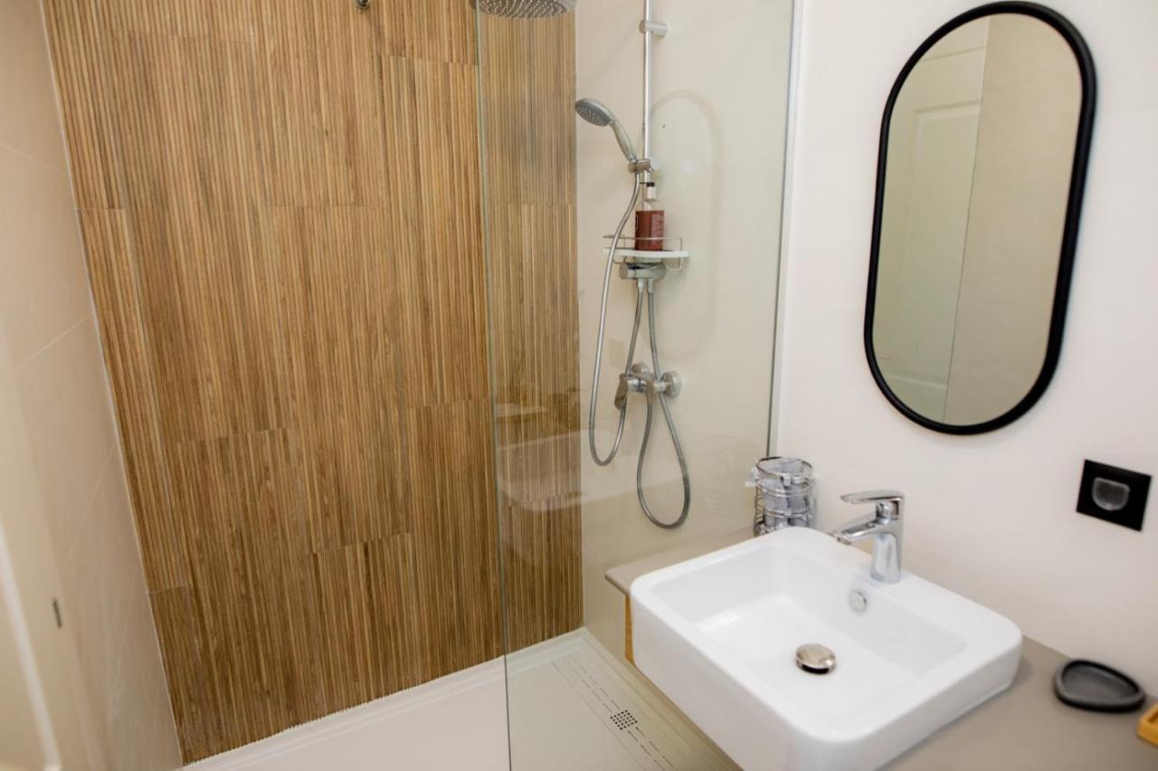 Sea On Mamaia Apartment Luaran gambar