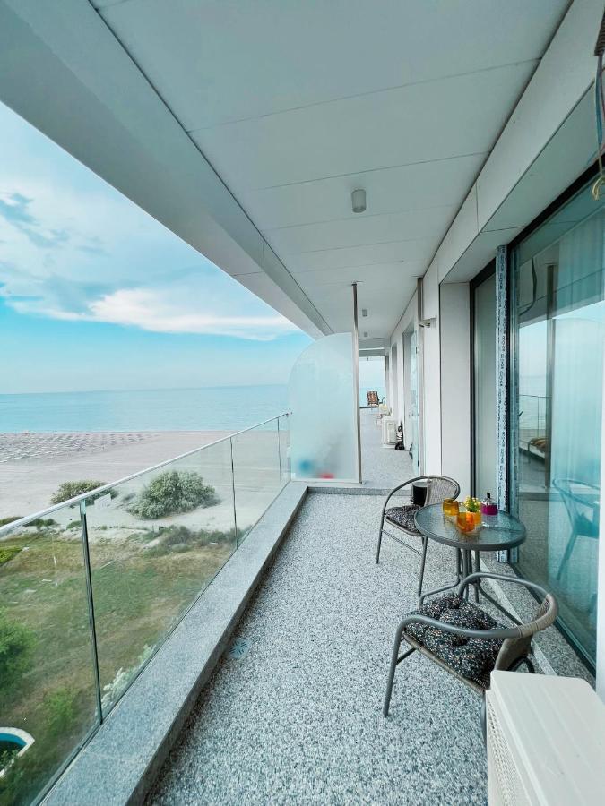 Sea On Mamaia Apartment Luaran gambar