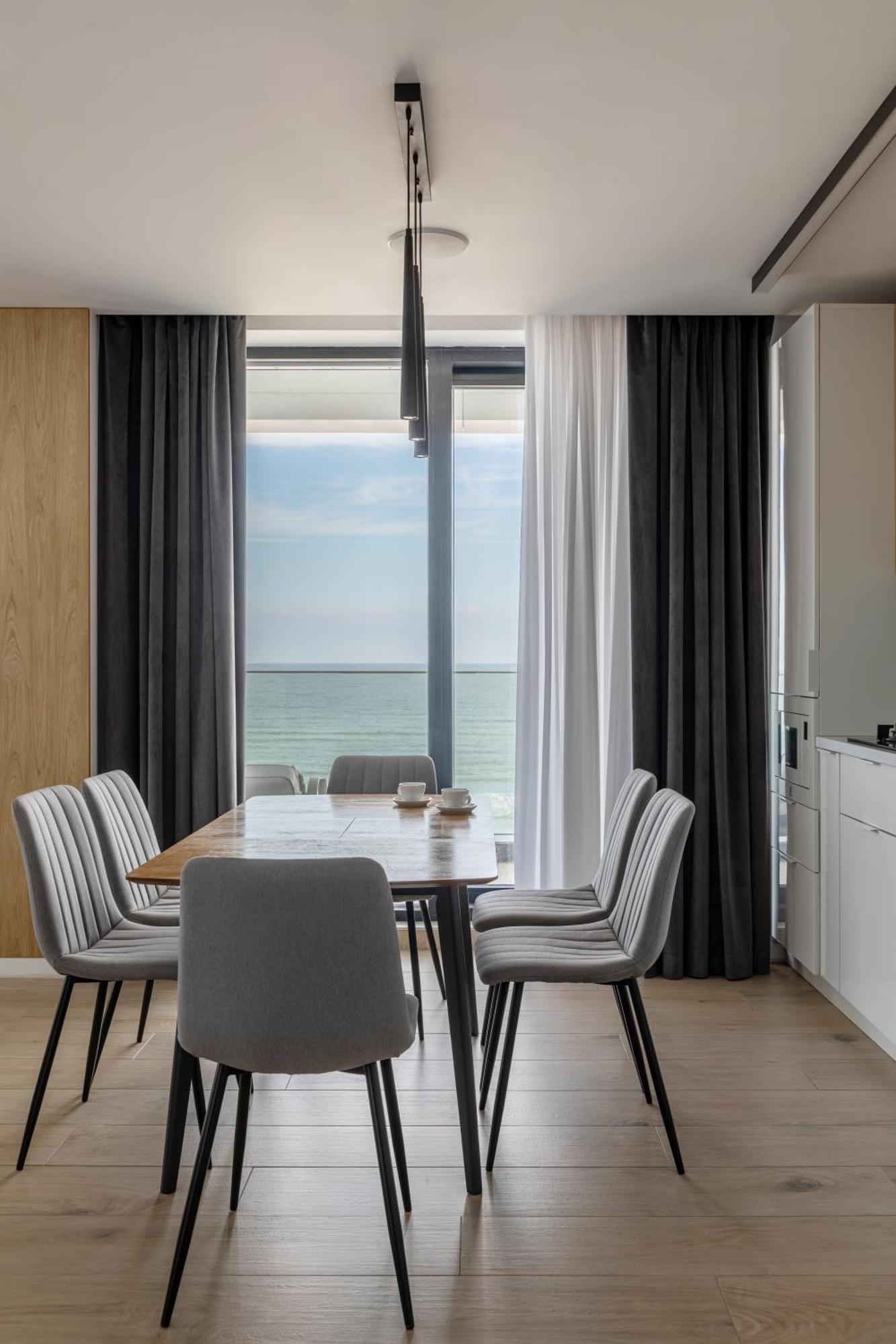 Sea On Mamaia Apartment Luaran gambar