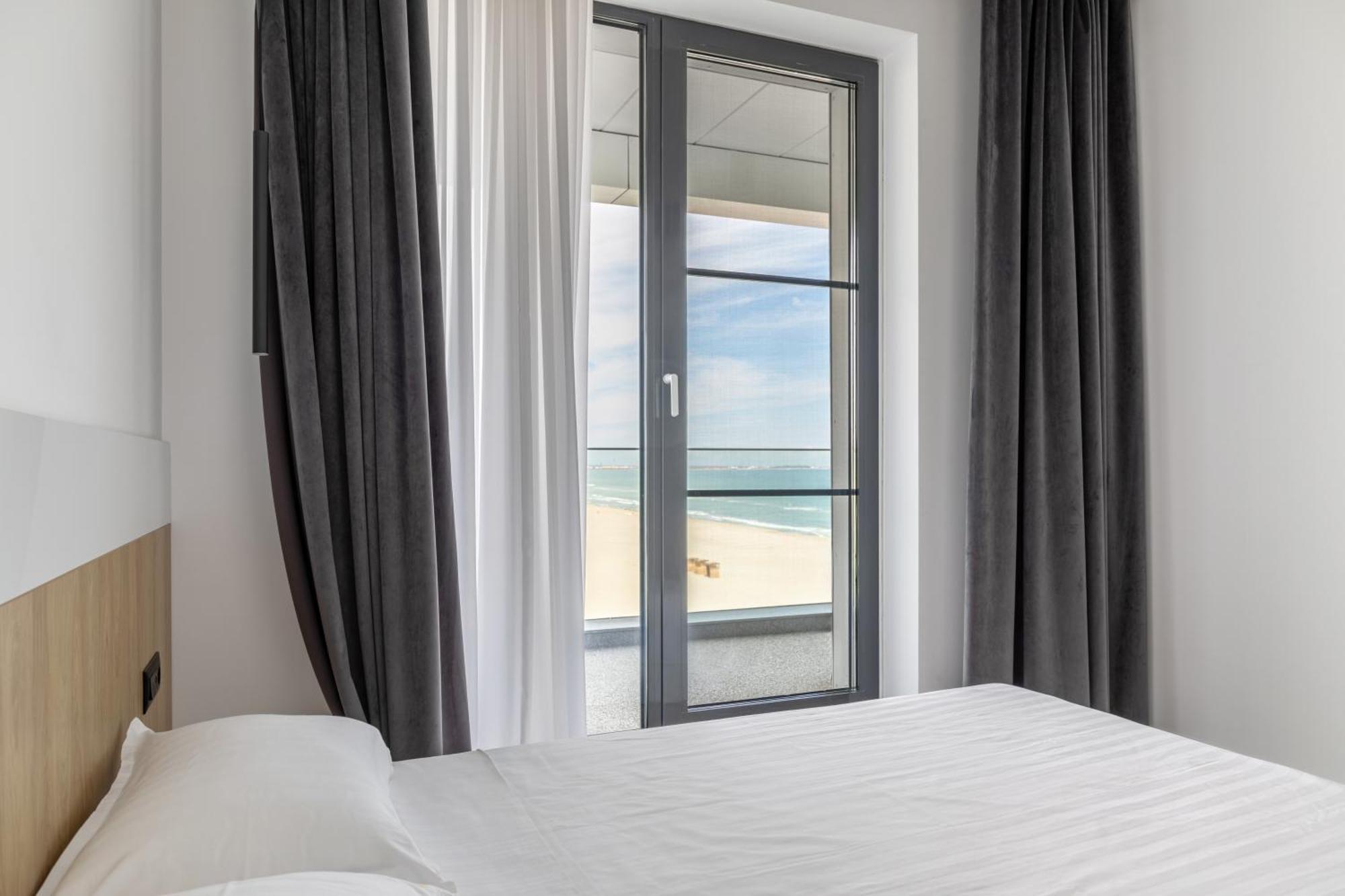 Sea On Mamaia Apartment Luaran gambar